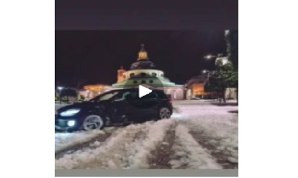 Lioni, slalom in auto sulla neve e video sui social: maxi multa