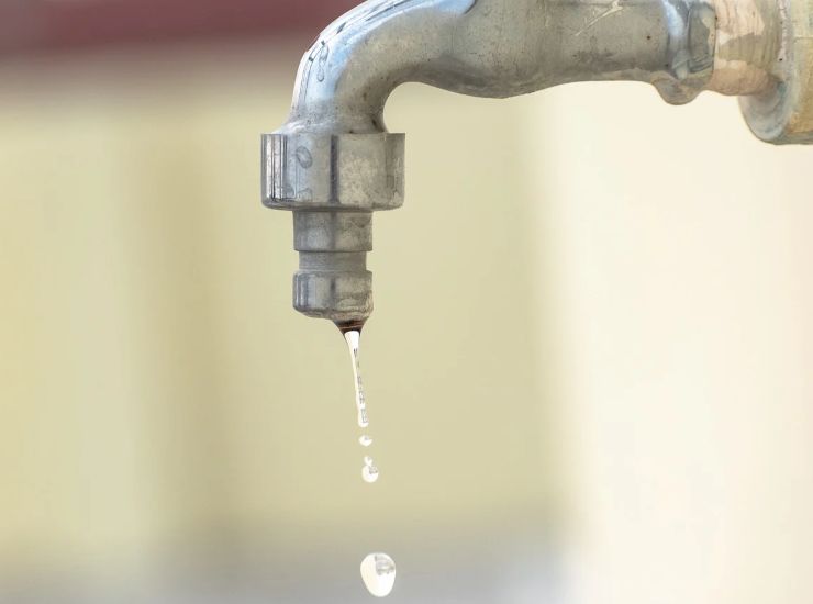 Acqua dal rubinetto 