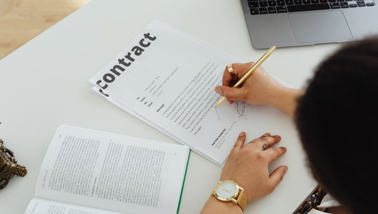 Ti offre un contratto a vita: cosa sapere