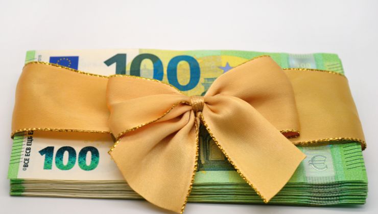 Se vivi solo ricevi un sacco di soldi: cosa sapere