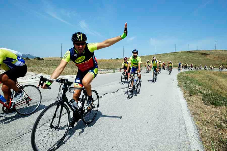 Coast to coast challenge: la ciclopedalata fa tappa in Irpinia