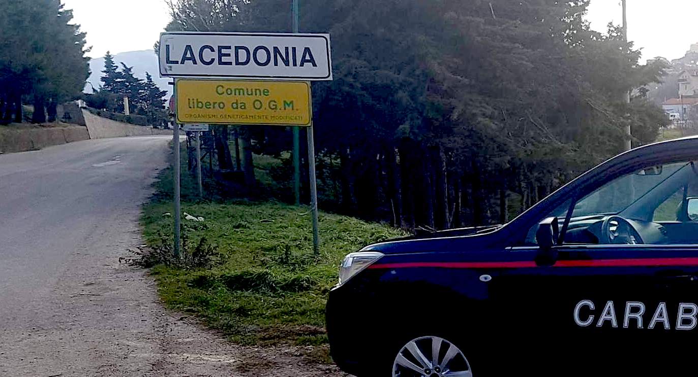 Lacedonia, ruba una Panda: fermato dai carabinieri