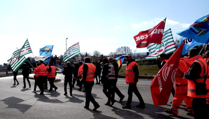 Morti bianche in Irpinia, Cgil-Cisl-Uil: 'Ancora un omicidio sul lavoro'