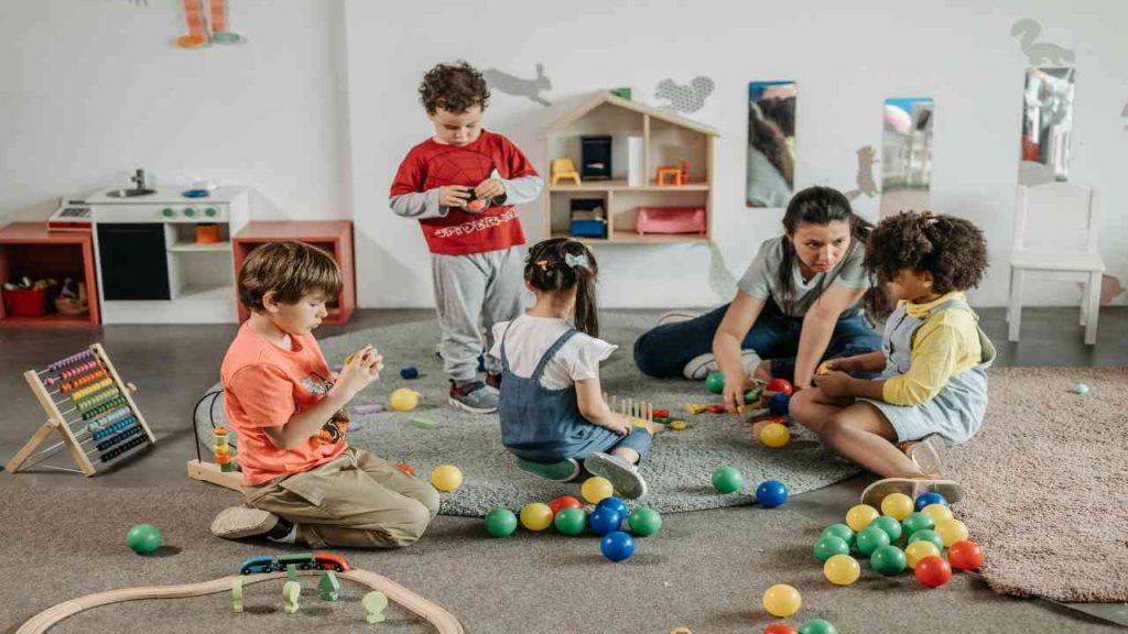 Baby sitter (Pexels)-irpiniapost.it