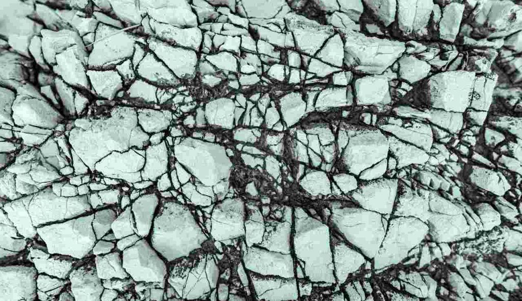 Paesi di pietra e campane lente | stradine strette, castelli e boschi d’acqua: il lato calmo della Campania interna